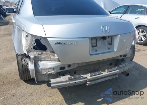 2010 Honda Accord 2.4 Lx z USA, uszkodzony, nr VIN 1HGCP2F30AA196590